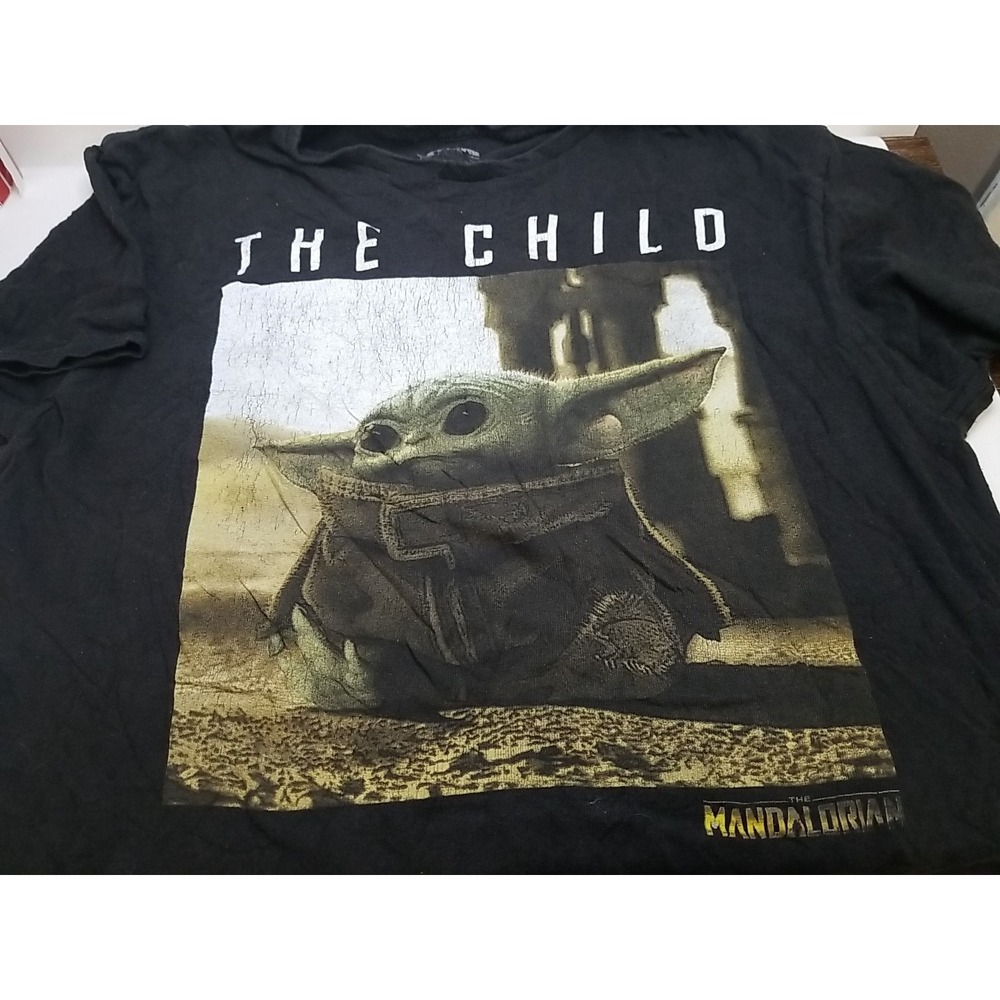 Star Wars‎ The Mandalorian The Child Grogu Shirt Mens Medium Black Crew Neck TEE